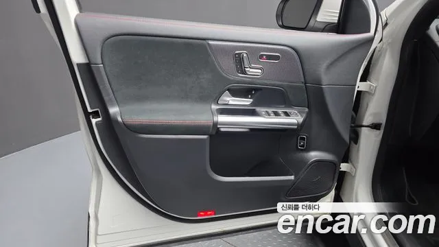 Mercedes-Benz EQA H243 — Фото автомобиля 24