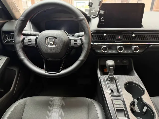 Honda Civic — Фото автомобиля 15