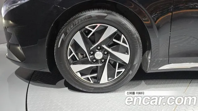 Hyundai Grandeur Grandeur (New) Hybrid — Фото автомобиля 5