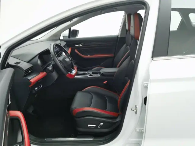 Geely Emgrand S — Фото автомобиля 10