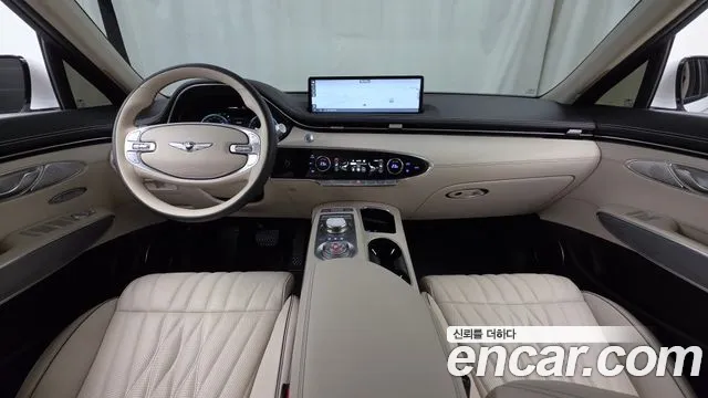 Genesis GV70 2.5T Бензин AWD — Фото автомобиля 2