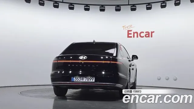 Hyundai Grandeur GN7 — Фото автомобиля 4