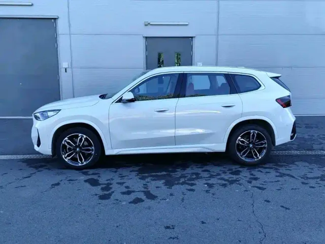 BMW X1 — Фото автомобиля 3