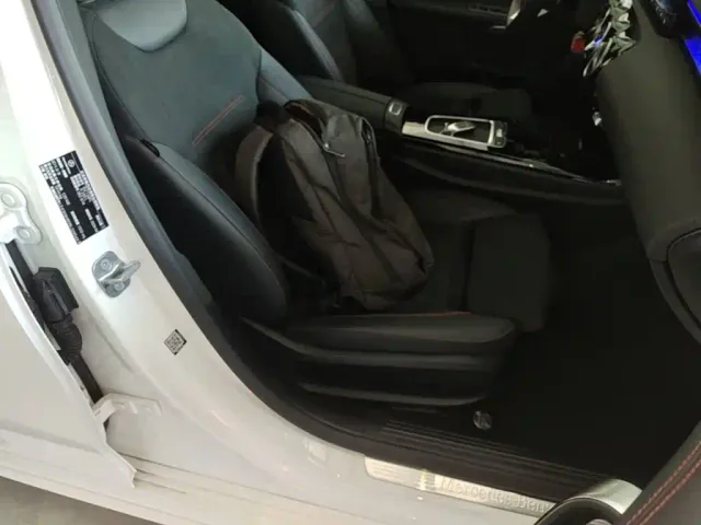 Mercedes-Benz A-Class — Фото автомобиля 24