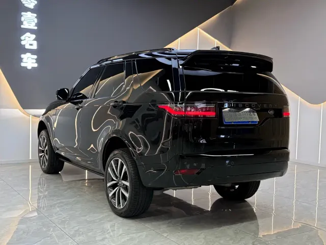 Land Rover Discovery — Фото автомобиля 11
