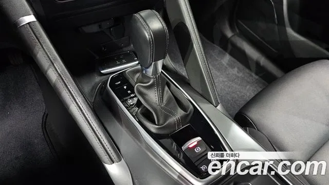 Renault-KoreaSamsung QM6 Новый QM6 2.0 GDe LE Signature 2WD — Фото автомобиля 9