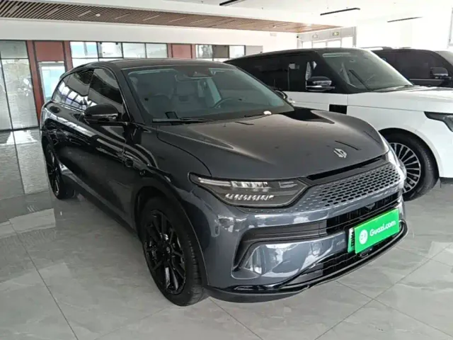 Leapmotor C11 — Фото автомобиля 3