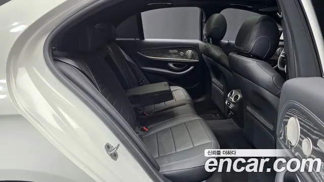 Mercedes-Benz E-Class W213 — Фото автомобиля 18