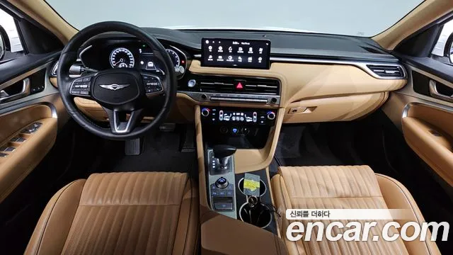 Genesis G70 New — Фото автомобиля 10