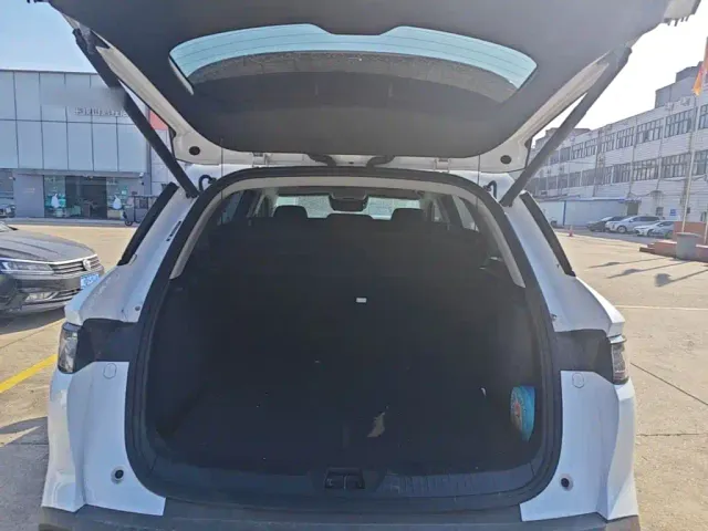 BYD Seal 05 DM-i — Фото автомобиля 18
