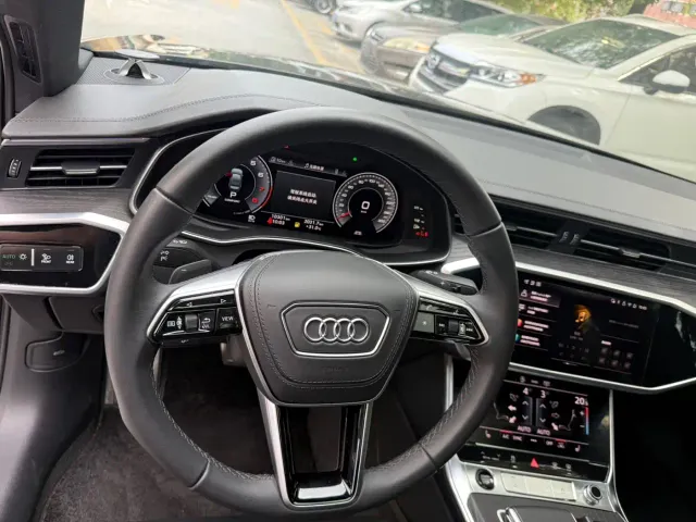 Audi A6L — Фото автомобиля 9
