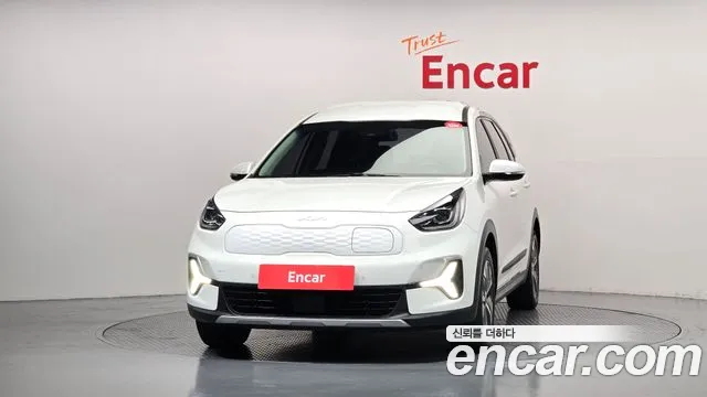 Kia Niro — Фото автомобиля 3