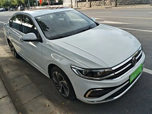 Volkswagen Bora — Фото автомобиля 3