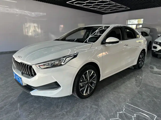 Kia K3 — Фото автомобиля 2