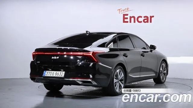 Kia K8 2.5 Бензин 2WD — Фото автомобиля 2