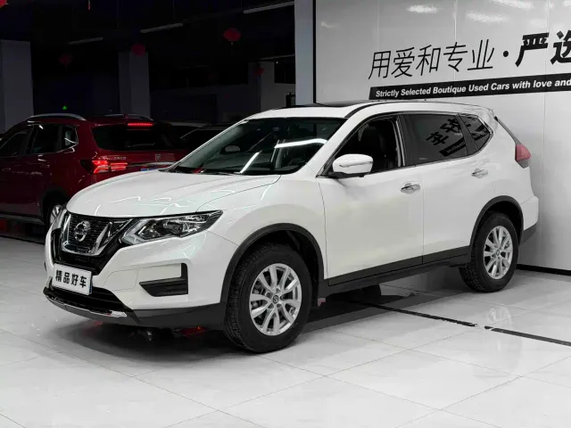 Фотография автомобиля — Nissan X-Trail