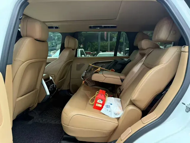 Land Rover Range Rover — Фото автомобиля 11