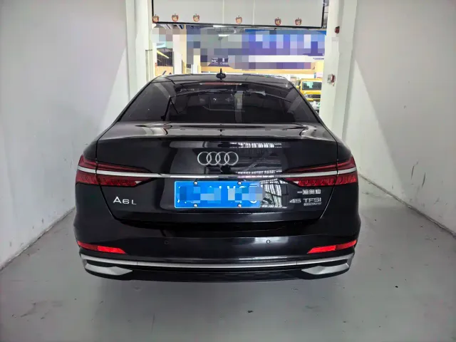 Audi A6L — Фото автомобиля 13