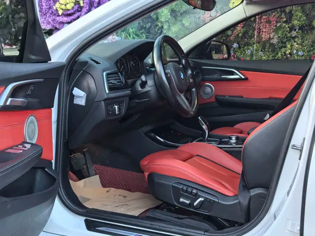 BMW 1 Series — Фото автомобиля 12