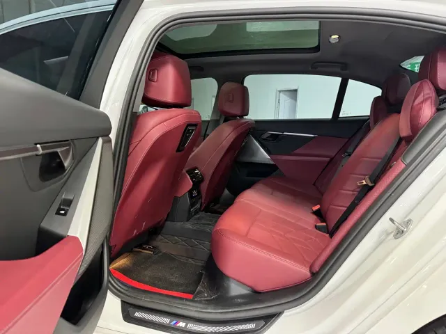 BMW 5 Series — Фото автомобиля 6