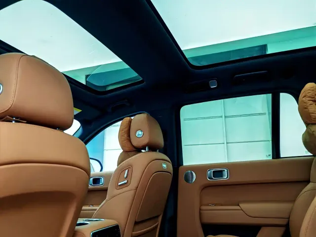 Li Auto Li L8 2024 Pro — Фото автомобиля 9