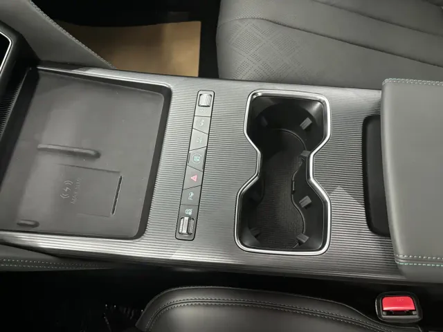 BYD Song L DM-i — Фото автомобиля 11
