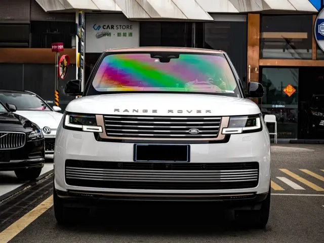 Land Rover Range Rover — Фото автомобиля 3