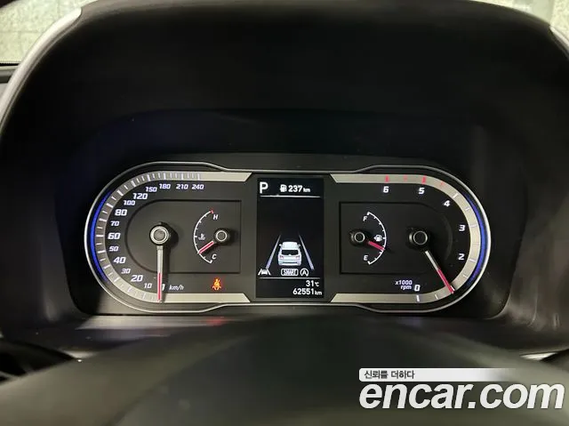 Hyundai Tucson Tucson (NX4) Дизель 2.0 4WD — Фото автомобиля 8