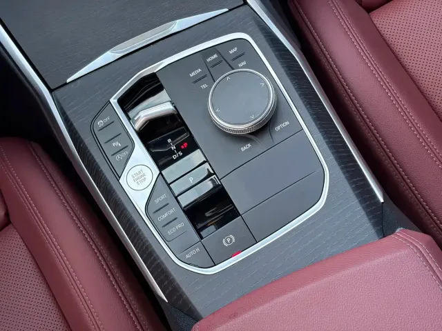 BMW 3 Series — Фото автомобиля 14