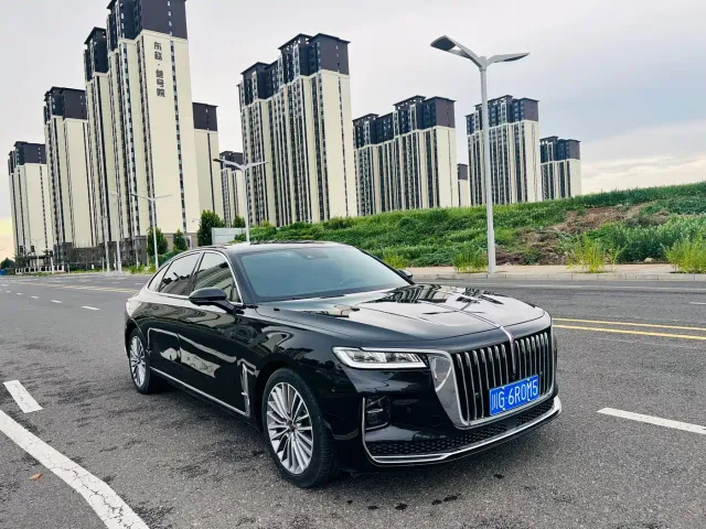 Hongqi H9 — Фото автомобиля 3