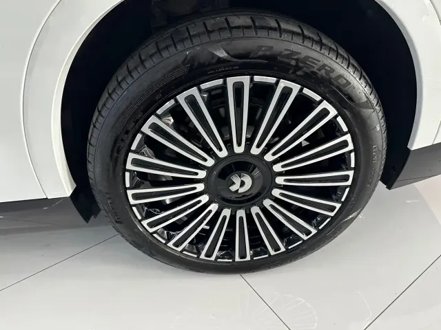 Nio ES8 — Фото автомобиля 26