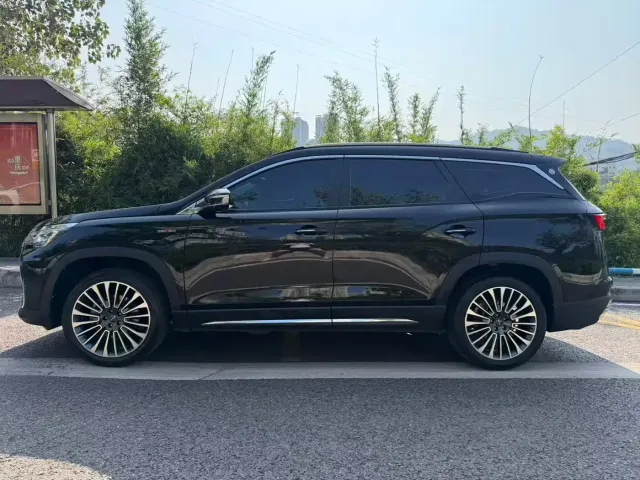 Jetour X90 — Фото автомобиля 5