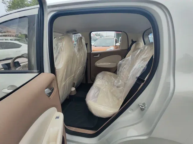 Wuling Hongguang Mini EV — Фото автомобиля 11