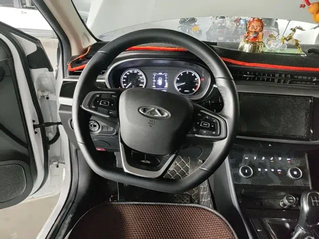 Chery Arrizo 5 — Фото автомобиля 10