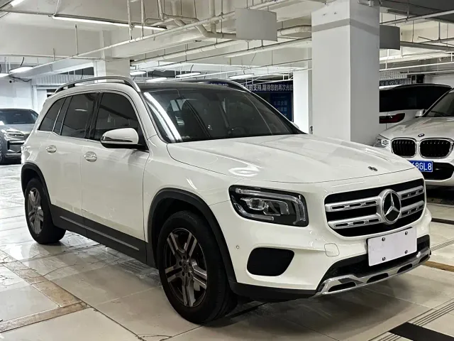 Mercedes-Benz GLB-Class — Фото автомобиля 3