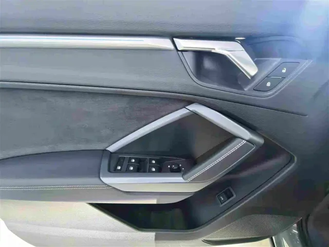 Audi Q3 — Фото автомобиля 14