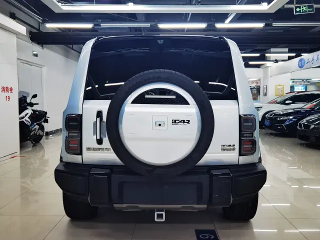 iCAR V27 — Фото автомобиля 6