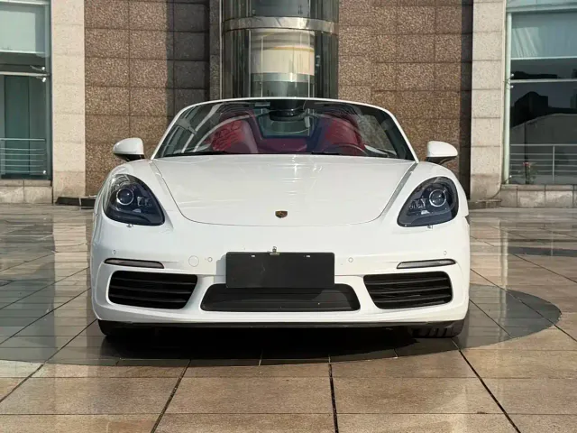 Porsche 718 — Фото автомобиля 2