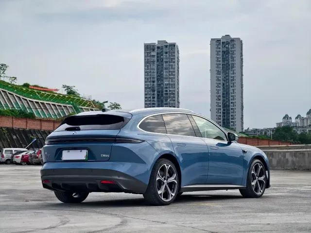 Nio ET5 Touring — Фото автомобиля 22