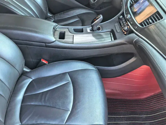 Buick LaCrosse — Фото автомобиля 9