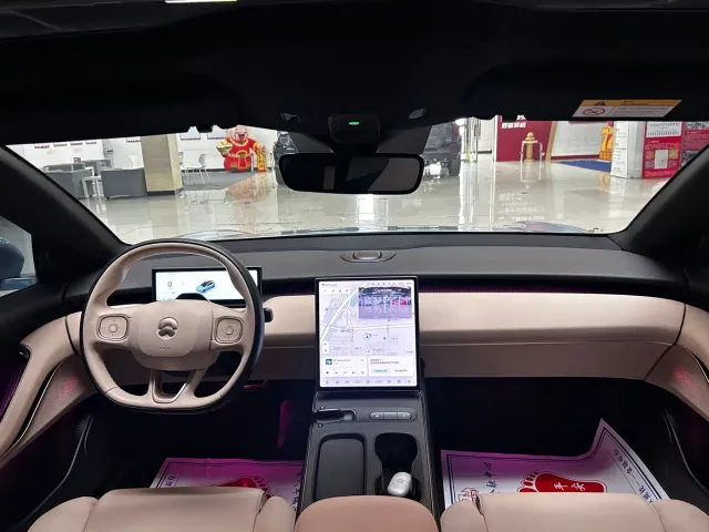 Nio ET5 Touring — Фото автомобиля 12