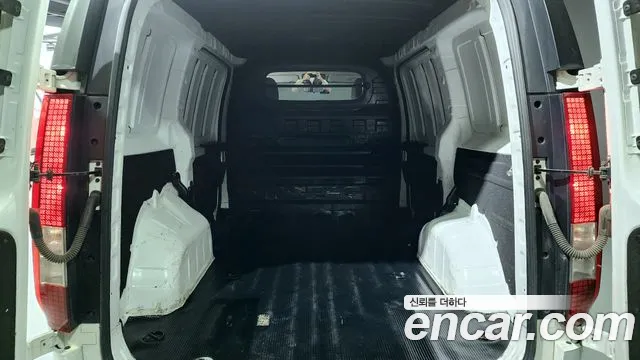 Hyundai Staria Staria Карго 3 места — Фото автомобиля 20