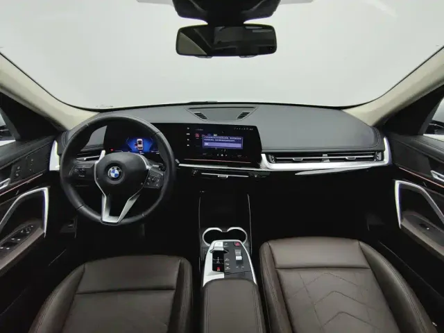 BMW X1 — Фото автомобиля 5