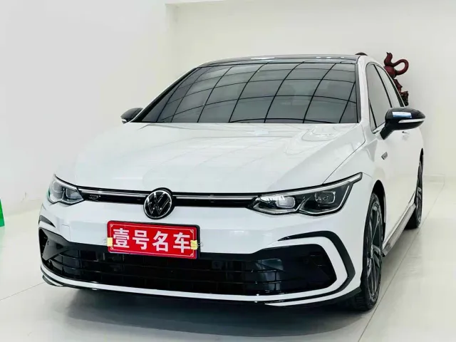 Фотография автомобиля — Volkswagen Golf