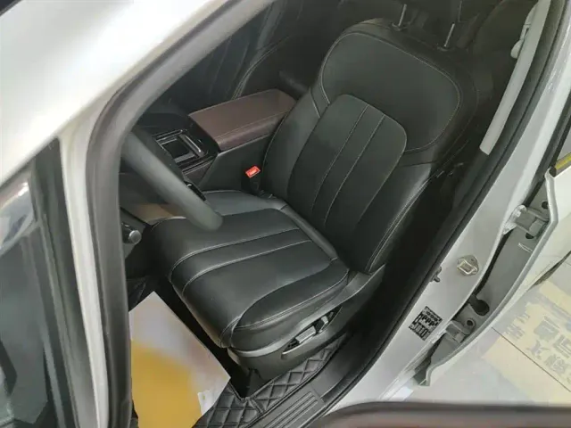 GAC Trumpchi M6 — Фото автомобиля 14
