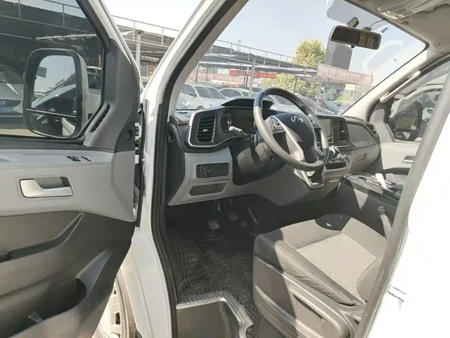 Maxus Xintu V80 — Фото автомобиля 15