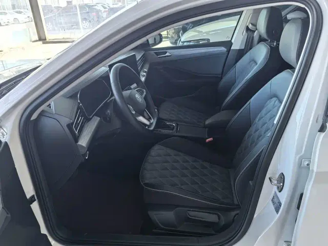 Volkswagen Sagitar — Фото автомобиля 10