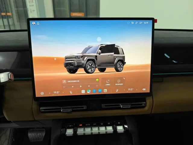 iCAR V27 — Фото автомобиля 9