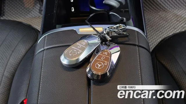 Mercedes-Benz EQE V295 — Фото автомобиля 21