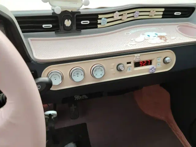 Wuling Hongguang Mini EV — Фото автомобиля 12